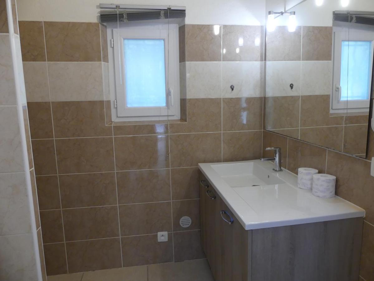 Maisonnette Au Calme Et Proche Mer Mandelieu La Napoule Ngoại thất bức ảnh